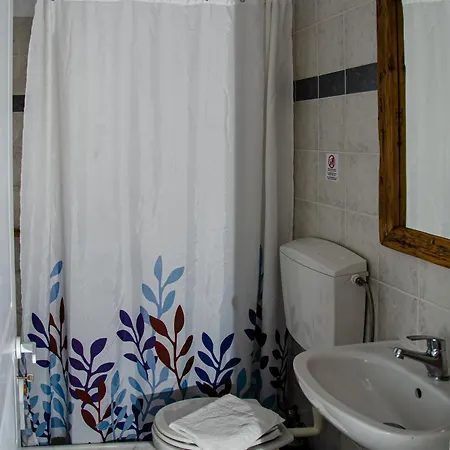 Livadia A Parikia (Paros)